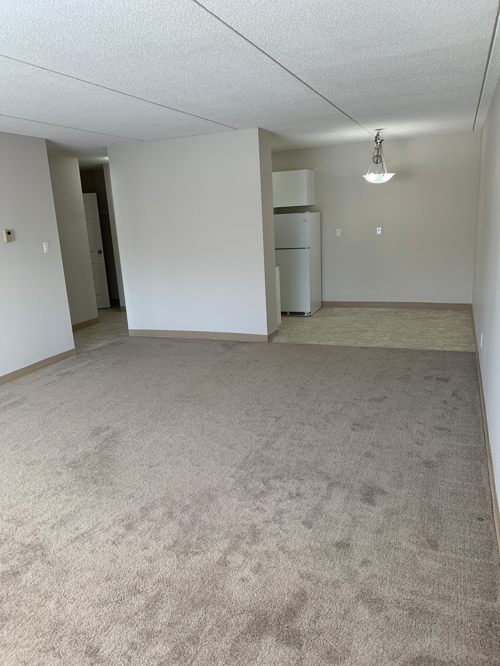 1 Bedroom Suite 700 Sq Ft